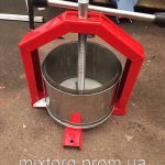 Ручний прес для соку 6 л з неіржавкої сталі.