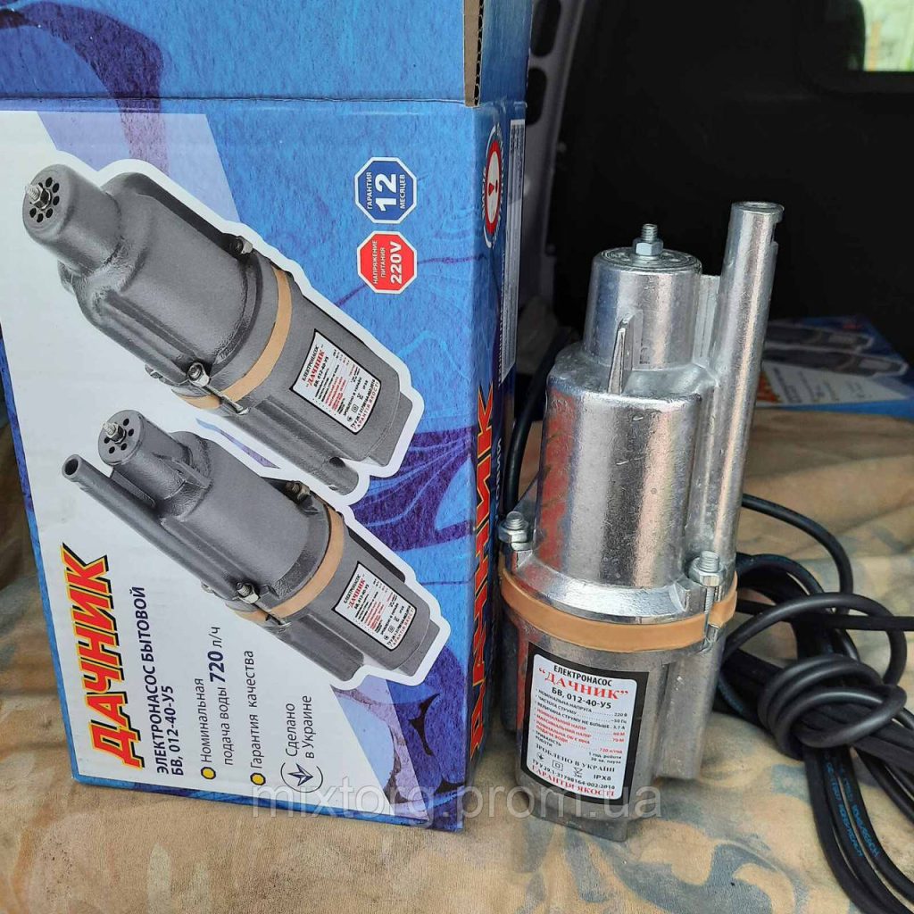 Вібраційний насос Дачник для верхнього паркану.