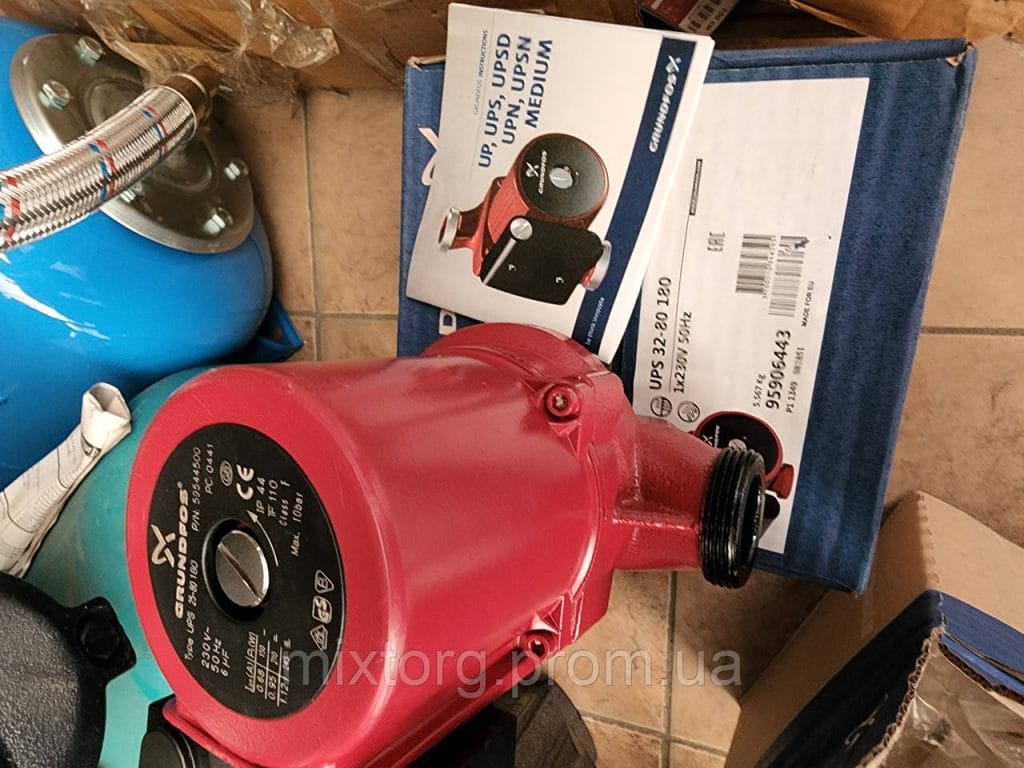 Насос Grundfos UPS 32-80 180 Сербія.